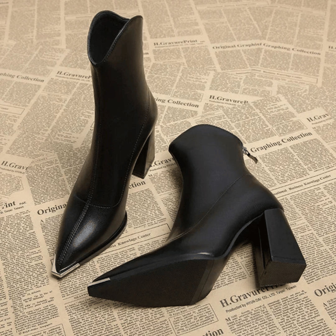 Leather heeled boots | Elombe™