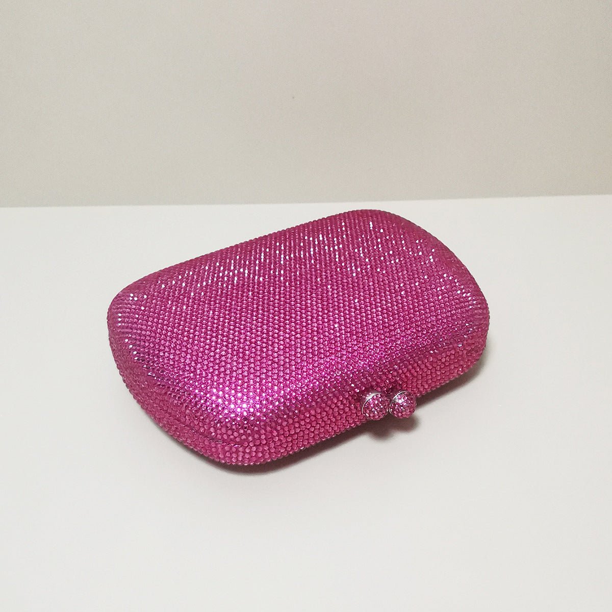 Fuchsia Crystal Clutch – Modern and Sparkling Handbag for Parties and Evening Events