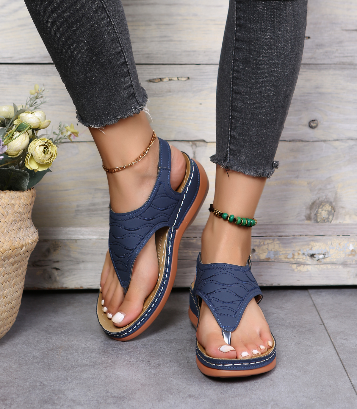Toe™ Sandals