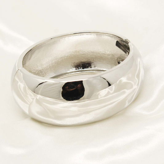 Multum bangle bracelet