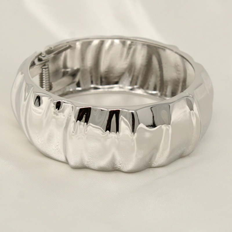 Multum Rough Bracelet