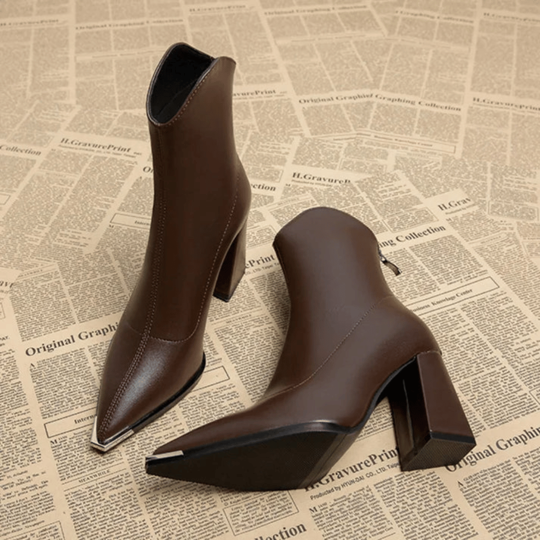 Leather heeled boots | Elombe™