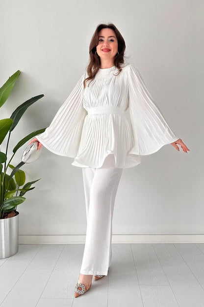 Milena Set - Elegant and Pleated