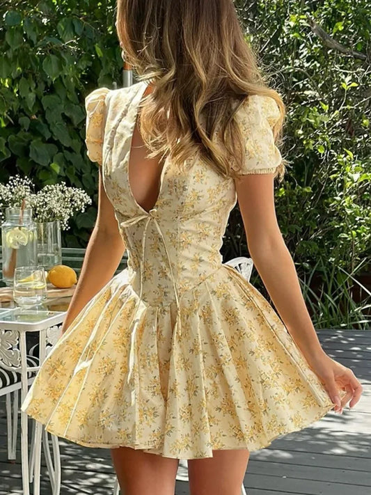 Olivia™ Chic floral short dress