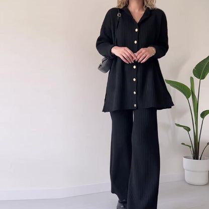 Adriana - Two-Piece Button Set