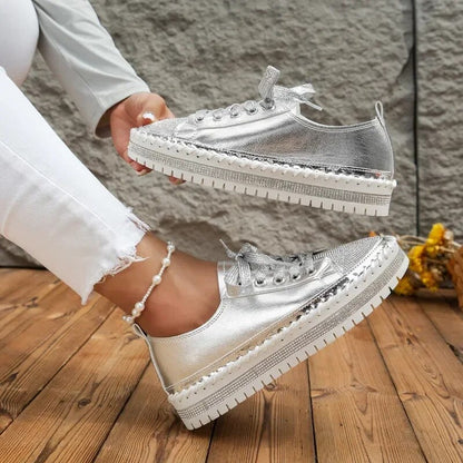 Platform sneakers | Tania™