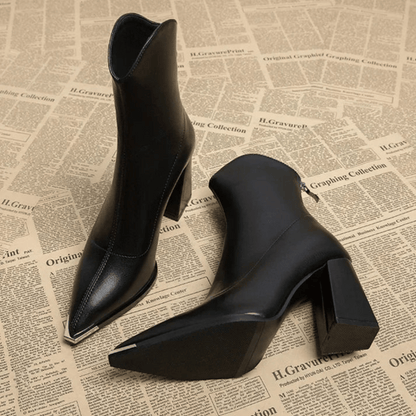 Leather heeled boots | Elombe™