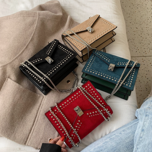 Charlize Crossbody Bag | An elegant and practical crossbody bag