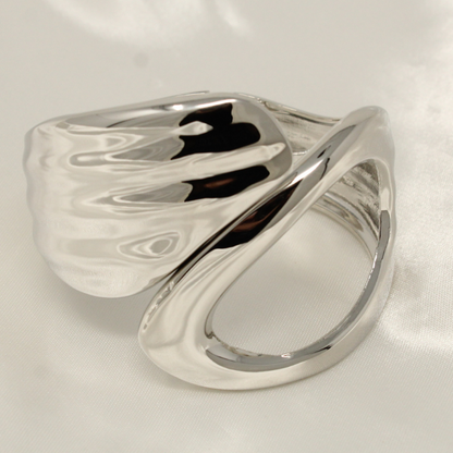 Hollow Multum Bracelet