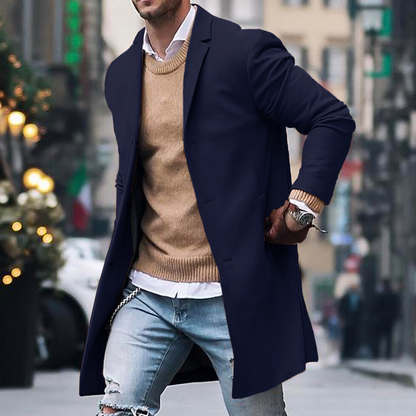 Lightweight men's trench coat with button closure, formal