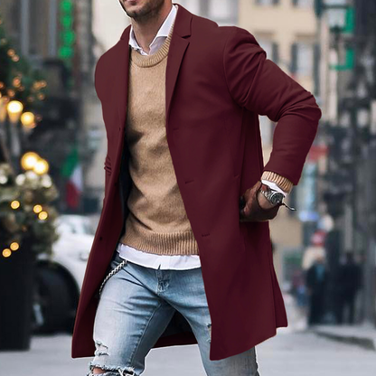 Lightweight men's trench coat with button closure, formal