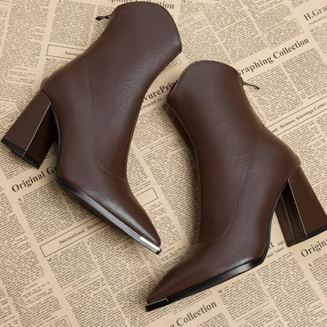 Leather heeled boots | Elombe™
