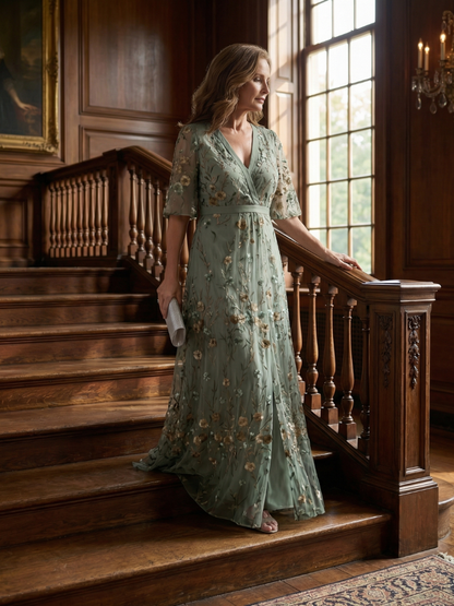 Valeria | Floral halter maxi dress
