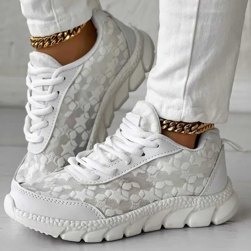 Sara Sneakers