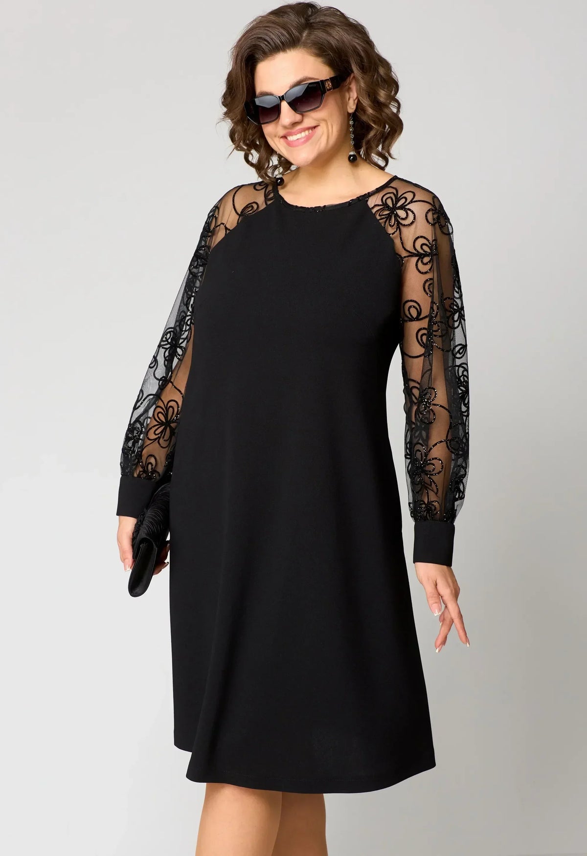 Elora | Elegant lace dress