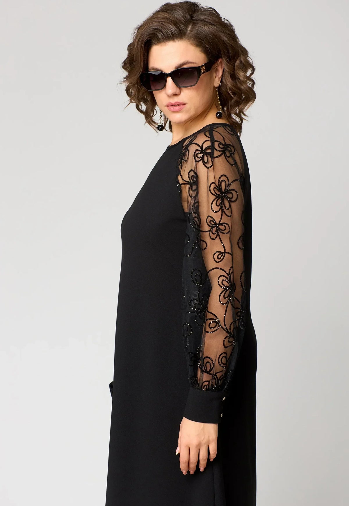 Elora | Elegant lace dress