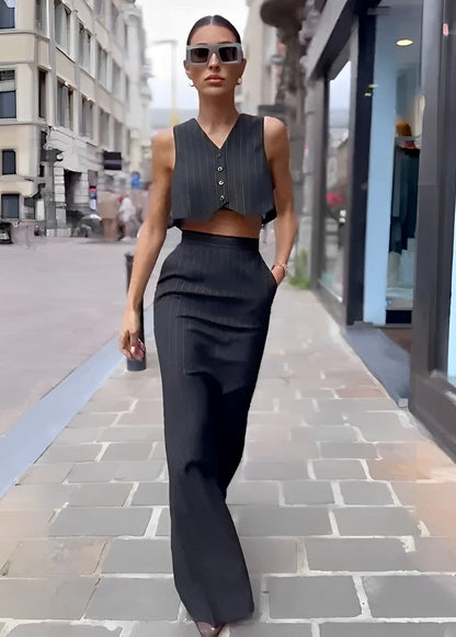 Natalia - Elegant and Classic Outfit