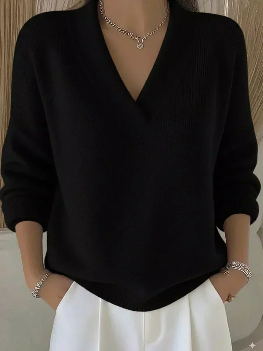 Violeta | Loose-Fit V-Neck Sweater