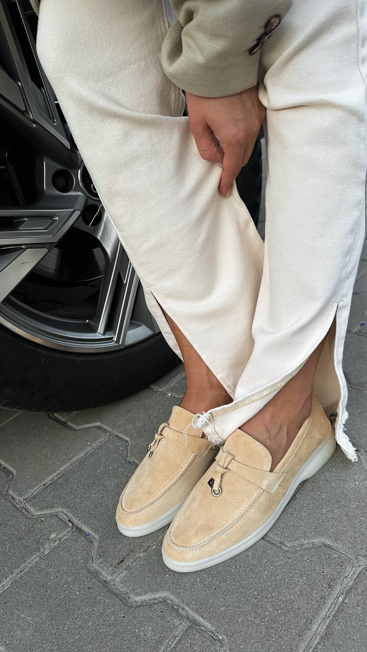 Bernardita Loafers - Chic Suede