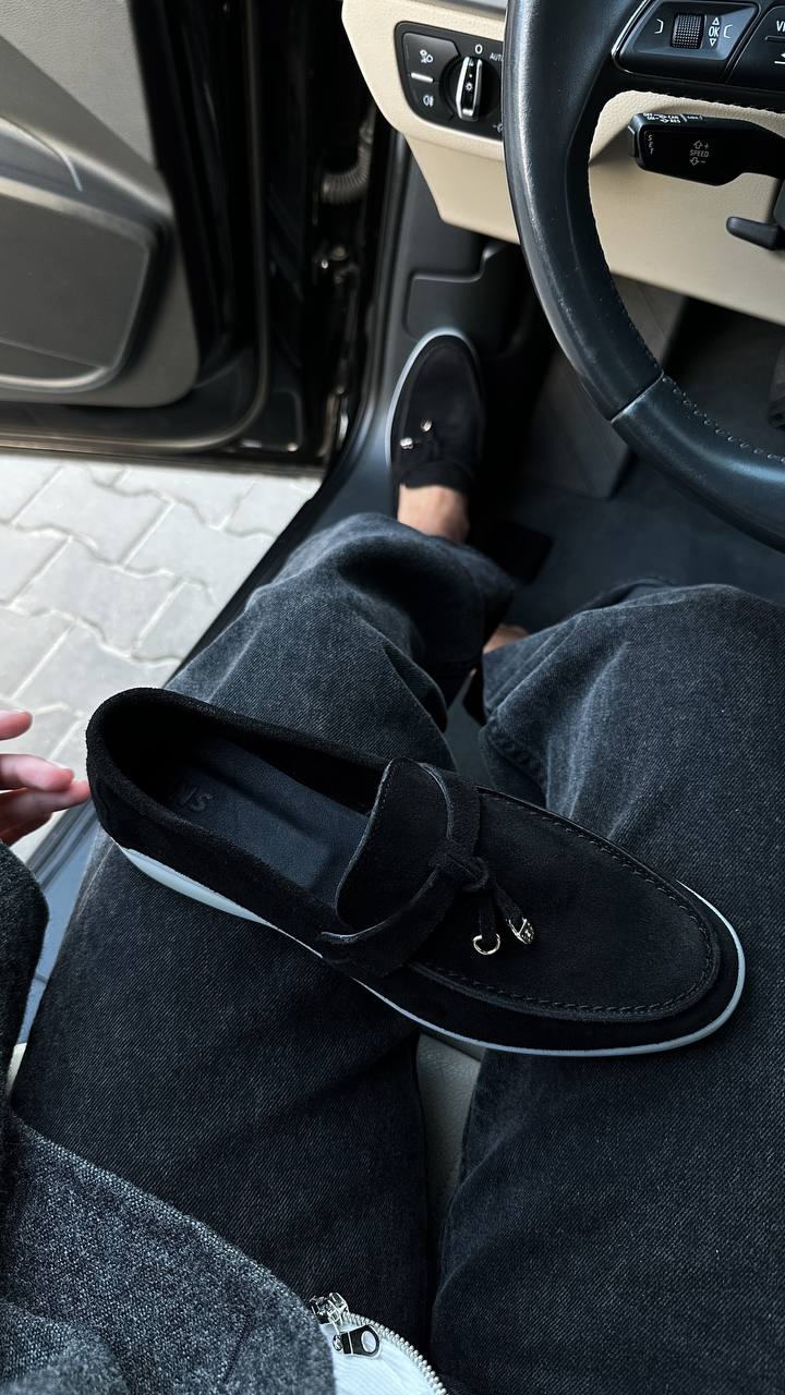 Bernardita Loafers - Chic Suede