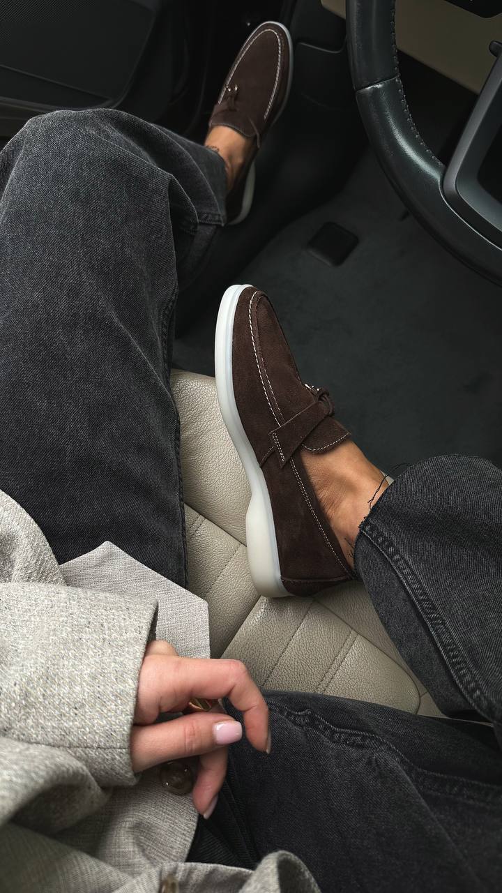 Bernardita Loafers - Chic Suede