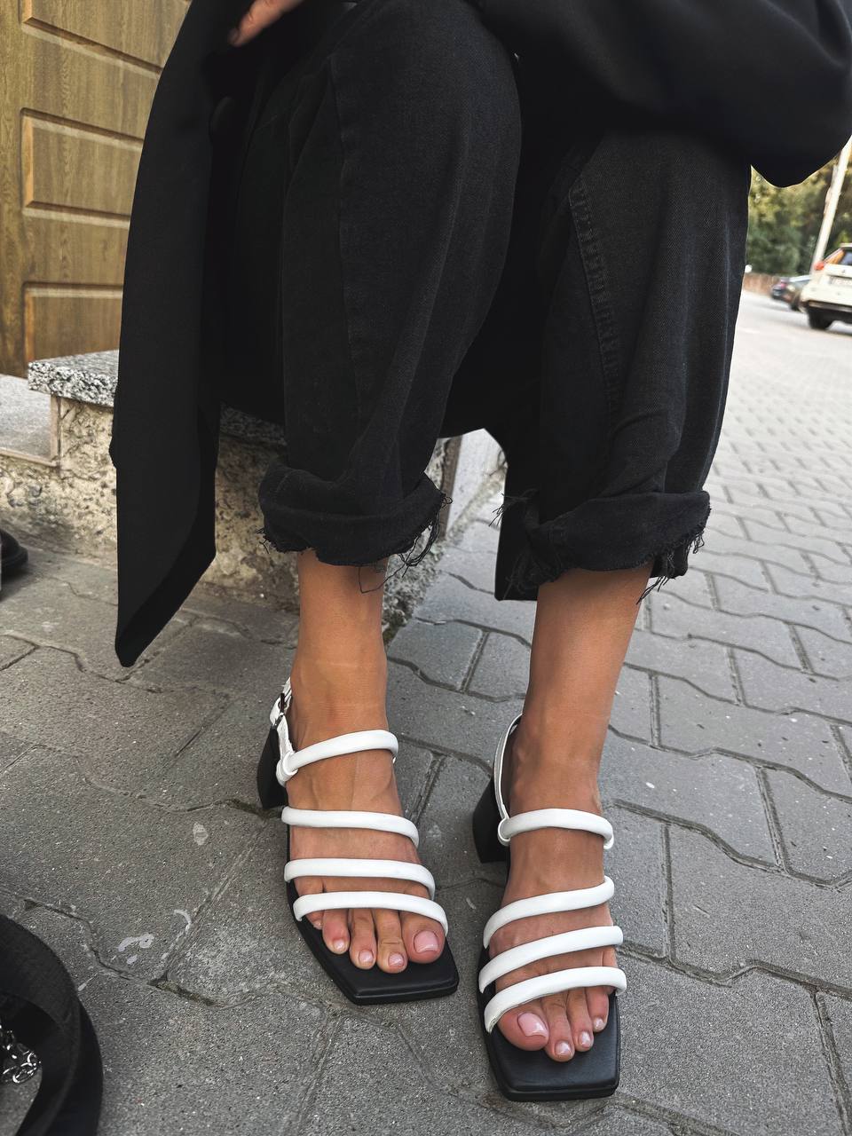 Lorena Sandals - Elegant with Low Heel