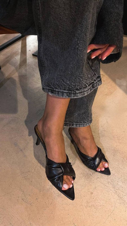 Laura Stilettos - Elegant with Bow