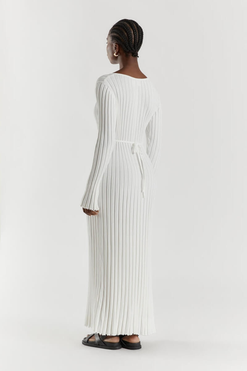 Zoe™ Elegant V-neck dress