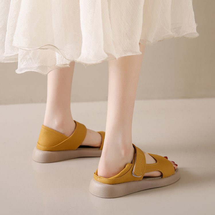 Open-toe beach sandals