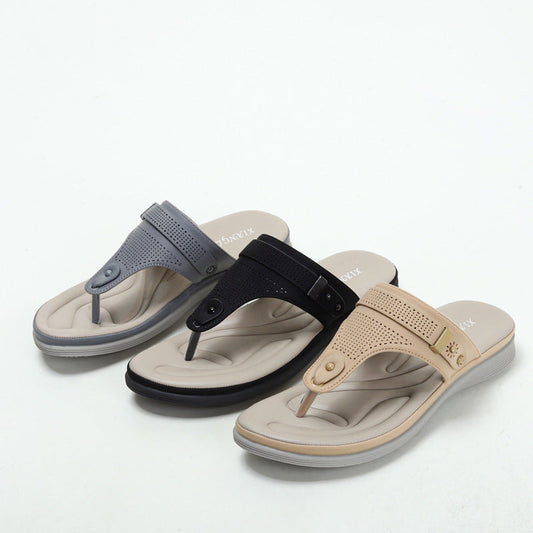 Fashionable sandals for outdoor use.