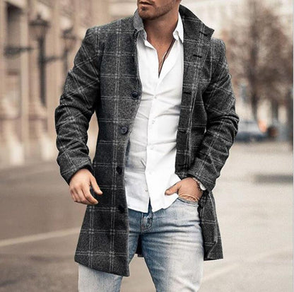 Lightweight men's jacket, elegant and practical for autumn or spring