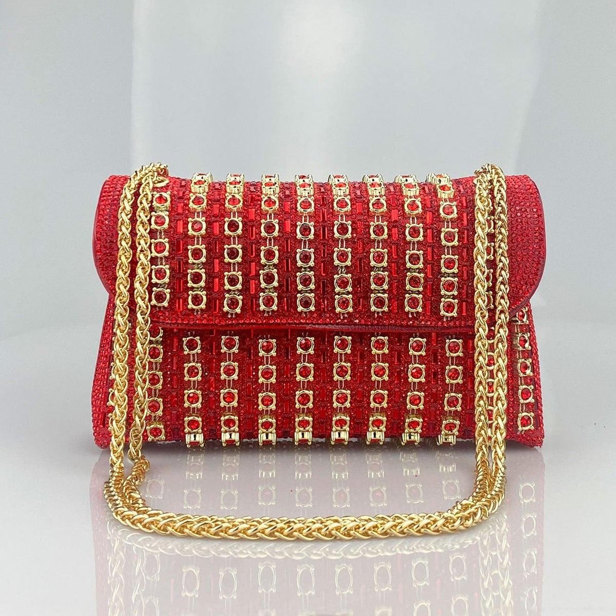 Elegant crystal handbag - zicatela