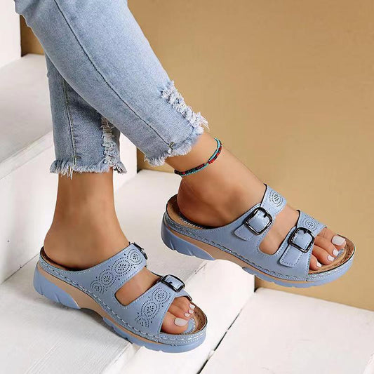 Casual buckle shoes