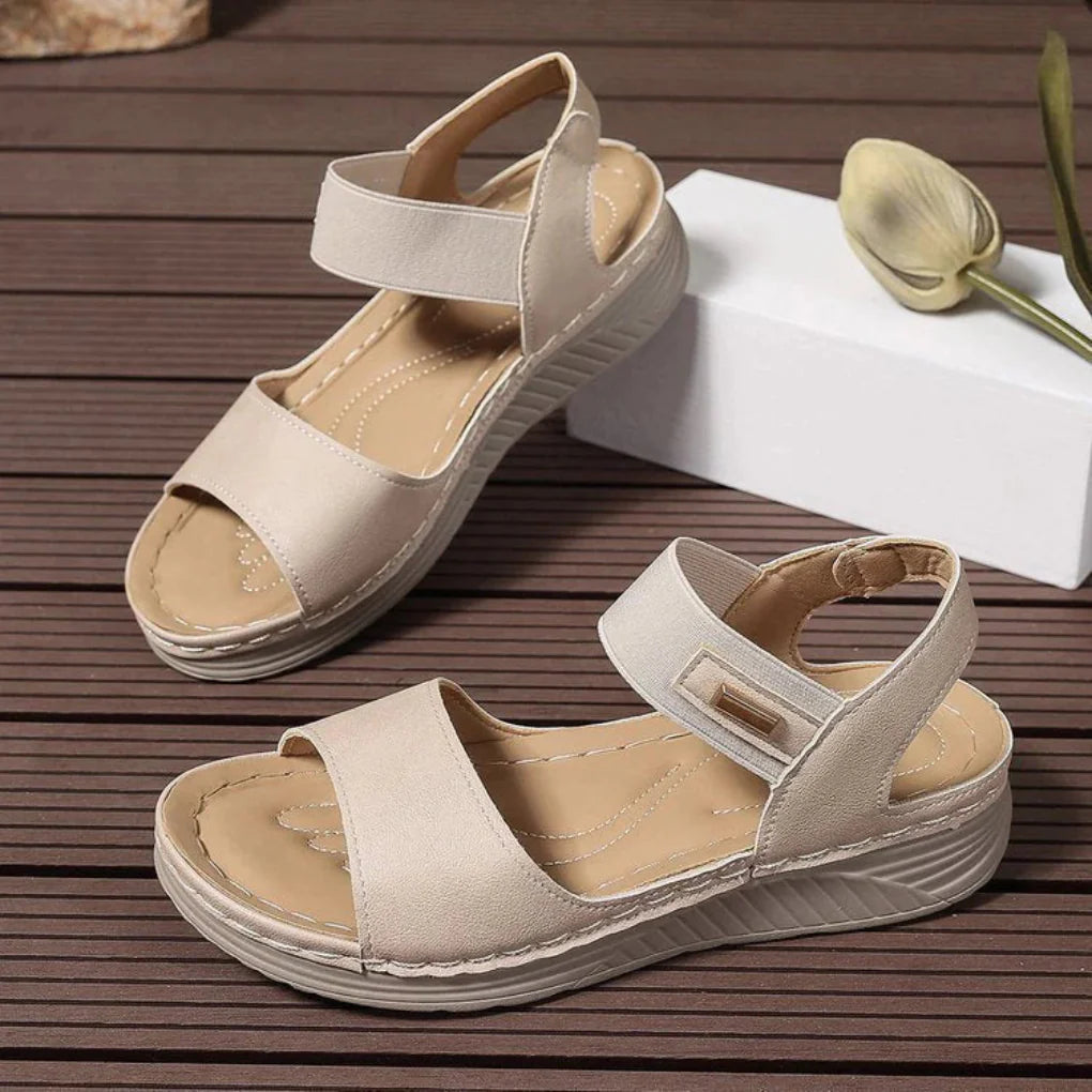 Almira | Women's spring sandals with adjustable straps
