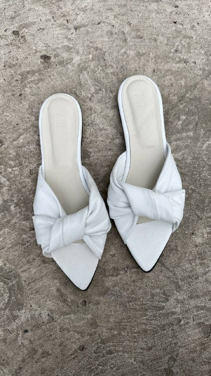 Laura Stilettos - Elegant with Bow