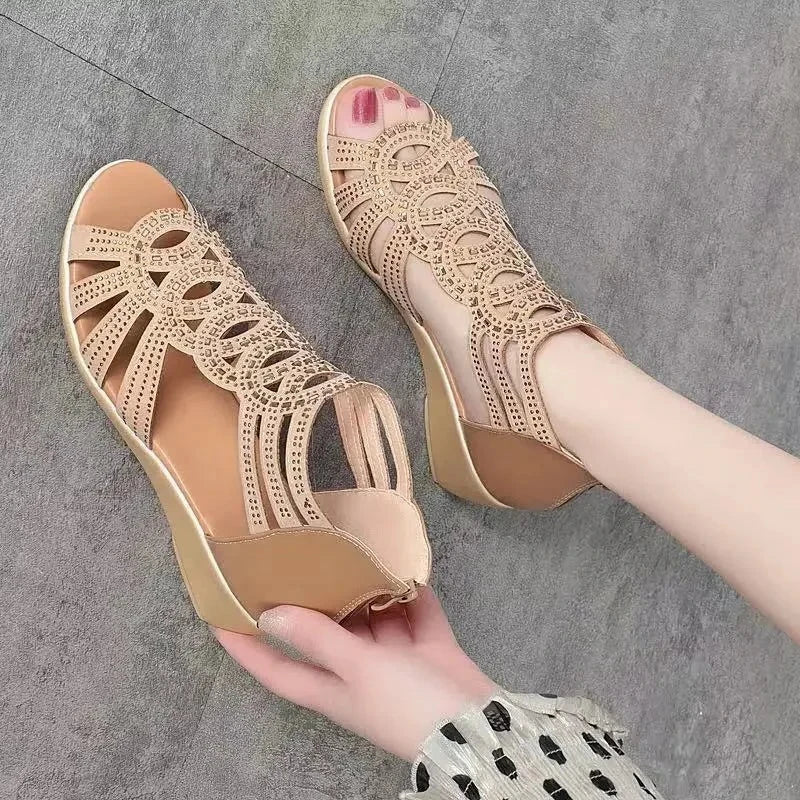 Area™ | Mid-heel sandals