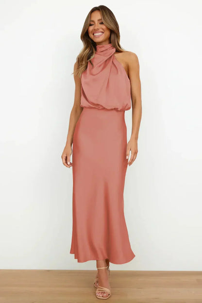 Laura | Chic women's evening dress with halter neck and flowy cut