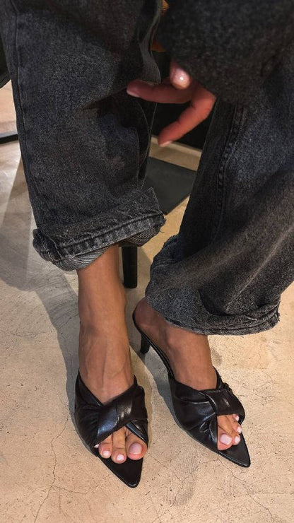 Laura Stilettos - Elegant with Bow