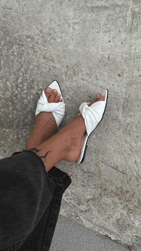 Laura Stilettos - Elegant with Bow