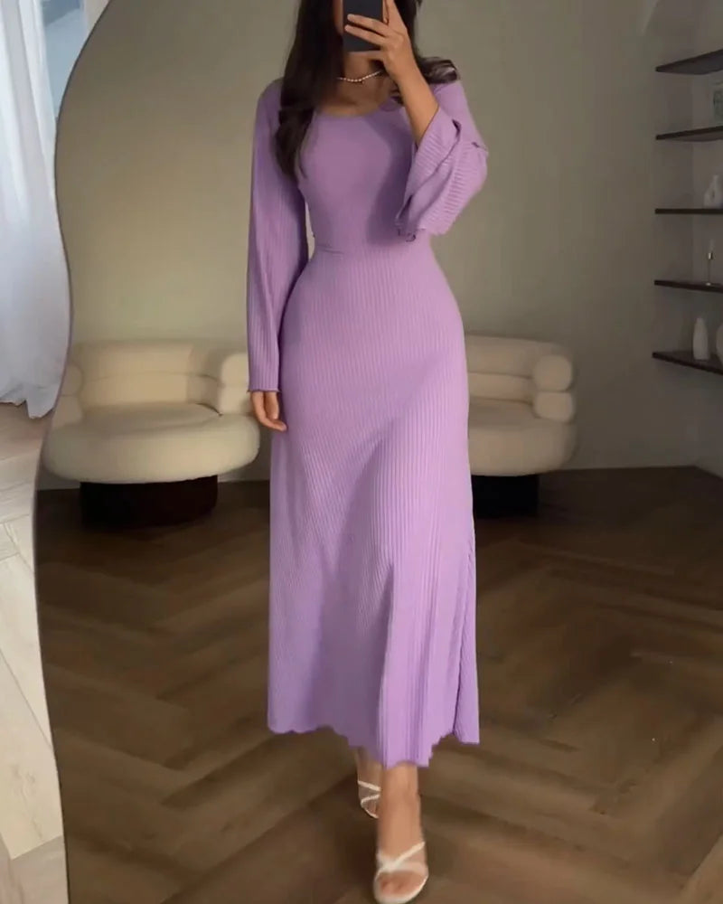 Nadia Dress - Elegant and Classic