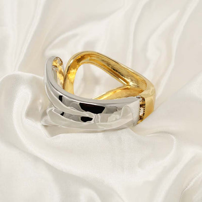 Two-tone Multum Hollow Bracelet