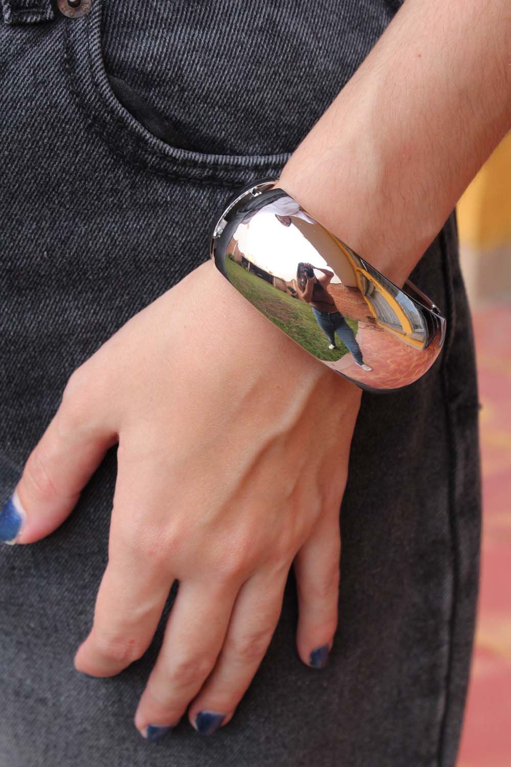 Multum bangle bracelet