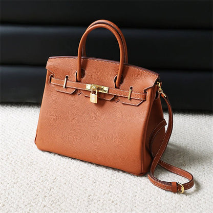 Amelia Handbag – Timeless Elegance