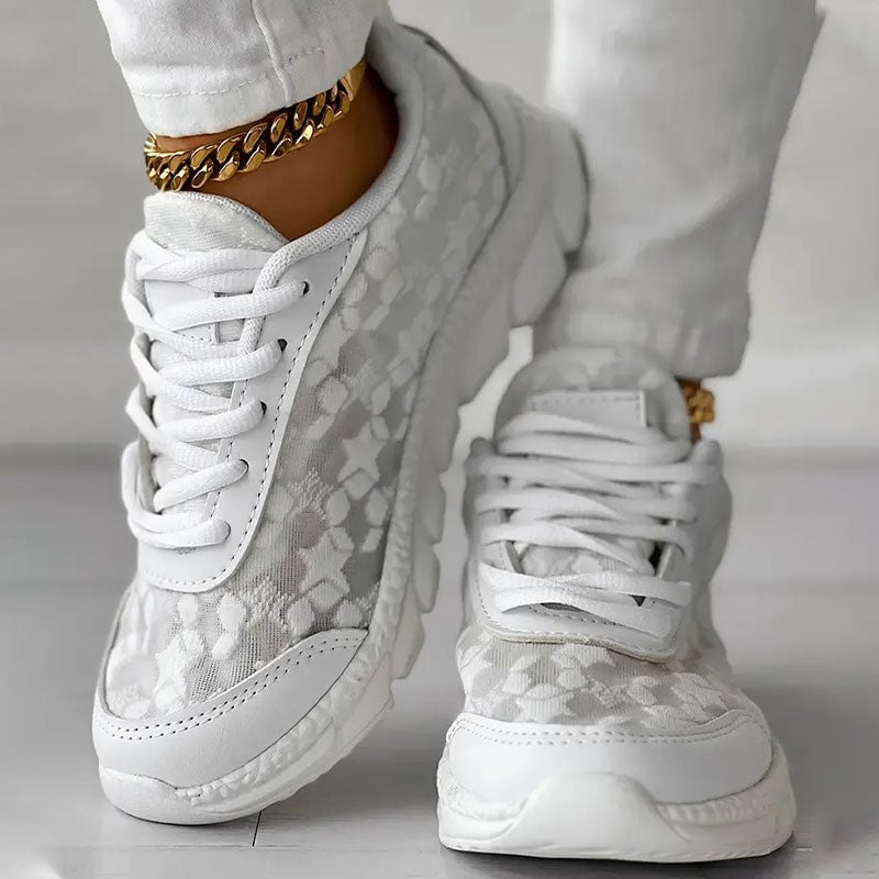 Sara Sneakers