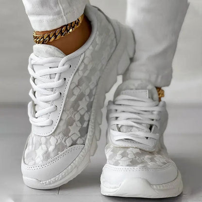 Sara Sneakers