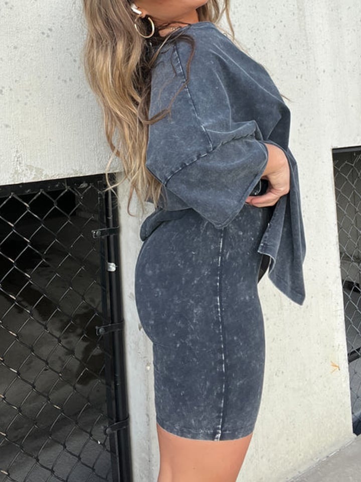 Sandra - T-shirt and Shorts Set