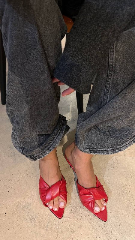 Laura Stilettos - Elegant with Bow