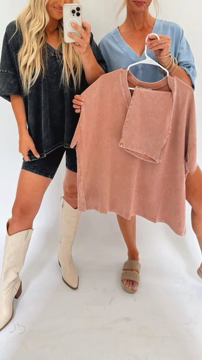 Sandra - T-shirt and Shorts Set