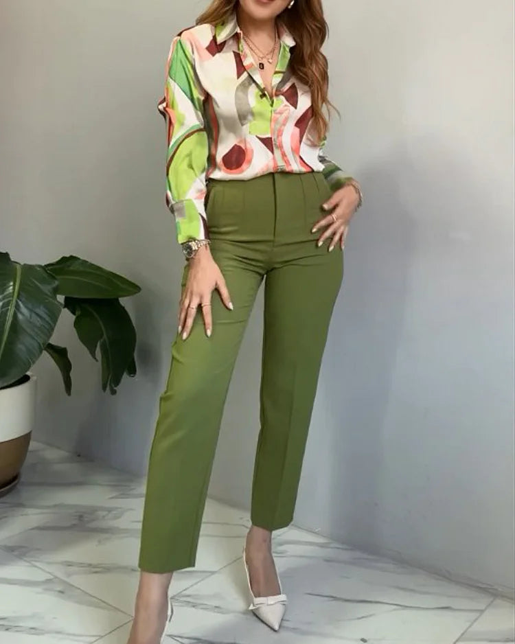 Carla Set - Elegant Patterned Harmony