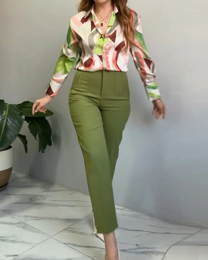 Carla Set - Elegant Patterned Harmony